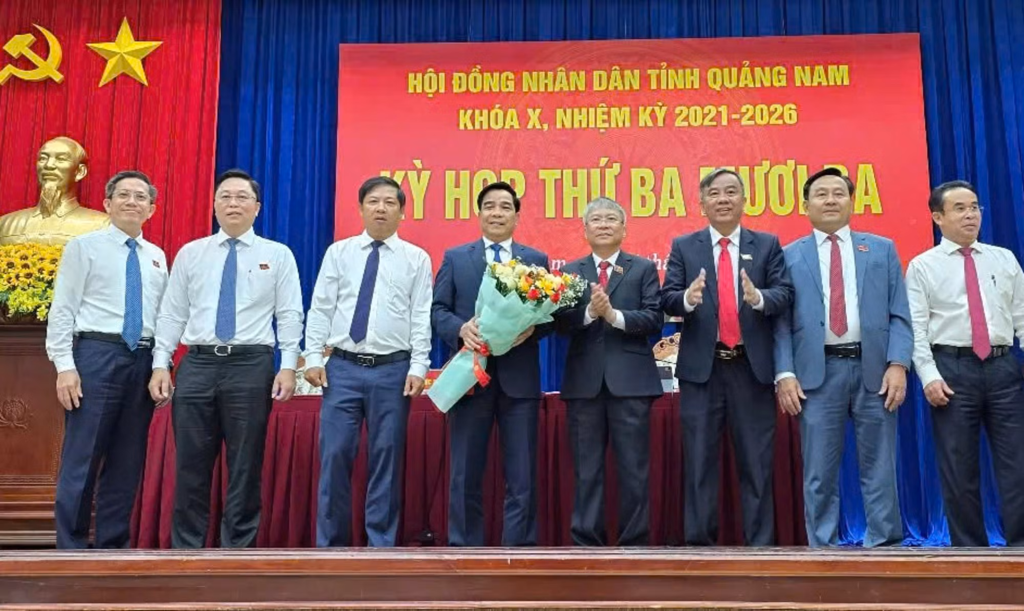 Chủ tịch UBND tỉnh Quảng Nam nghỉ hưu trước tuổi -0