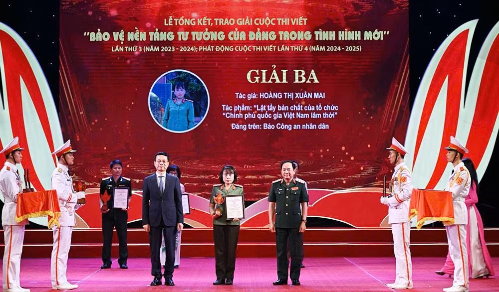 Mỗi bài báo là sự phản ánh chân thực công tác, chiến đấu của lực lượng CAND -0