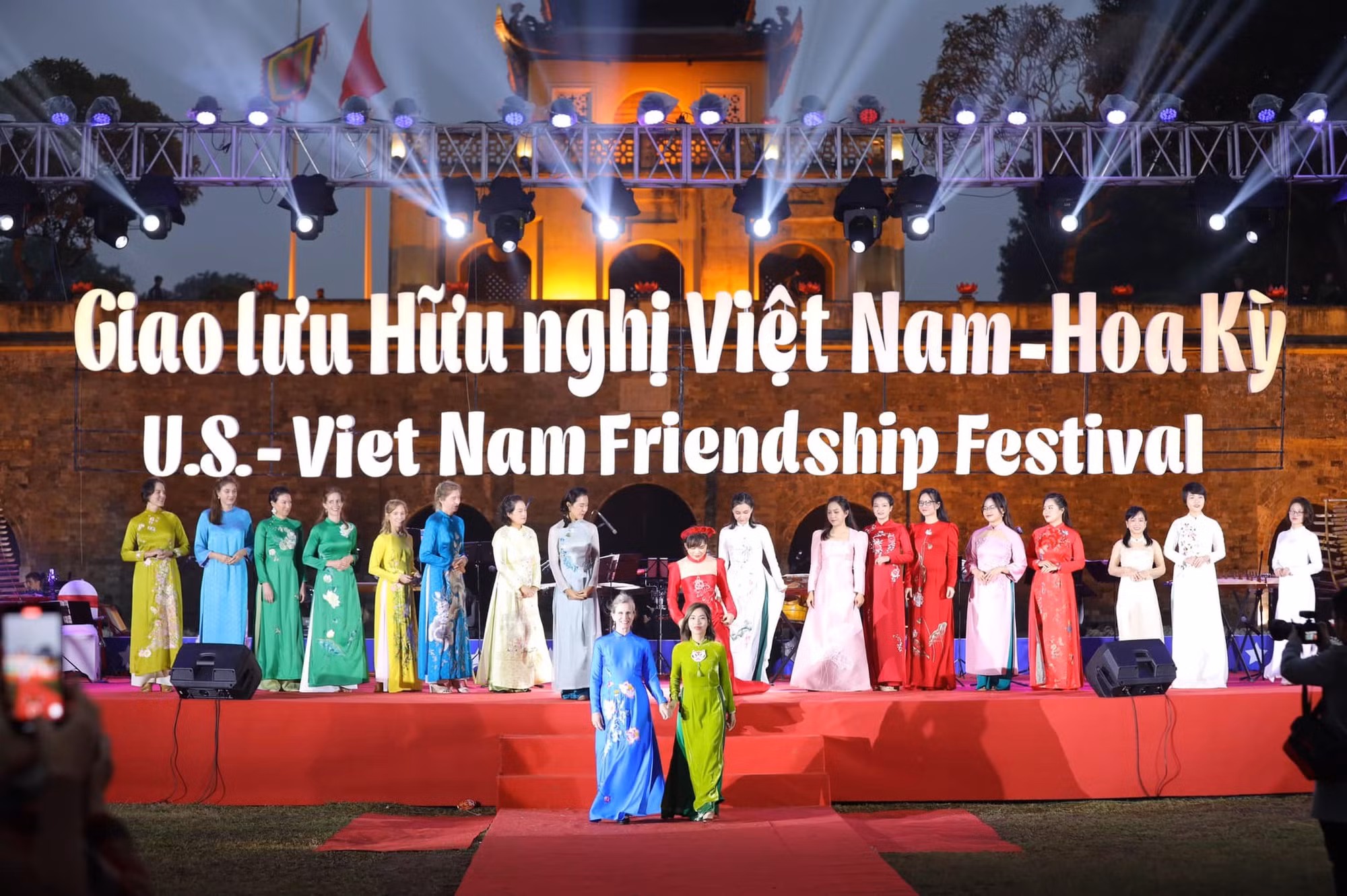 Khởi động chuỗi hoạt động kỷ niệm 30 năm quan hệ Việt Nam-Hoa Kỳ -0