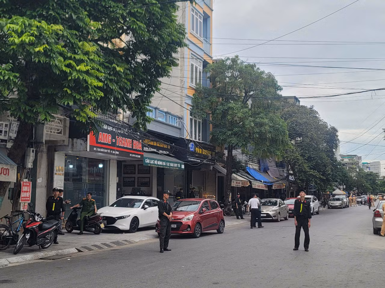 Công an khám xét nhà riêng của “Vi ngộ” ở Thanh Hoá -0