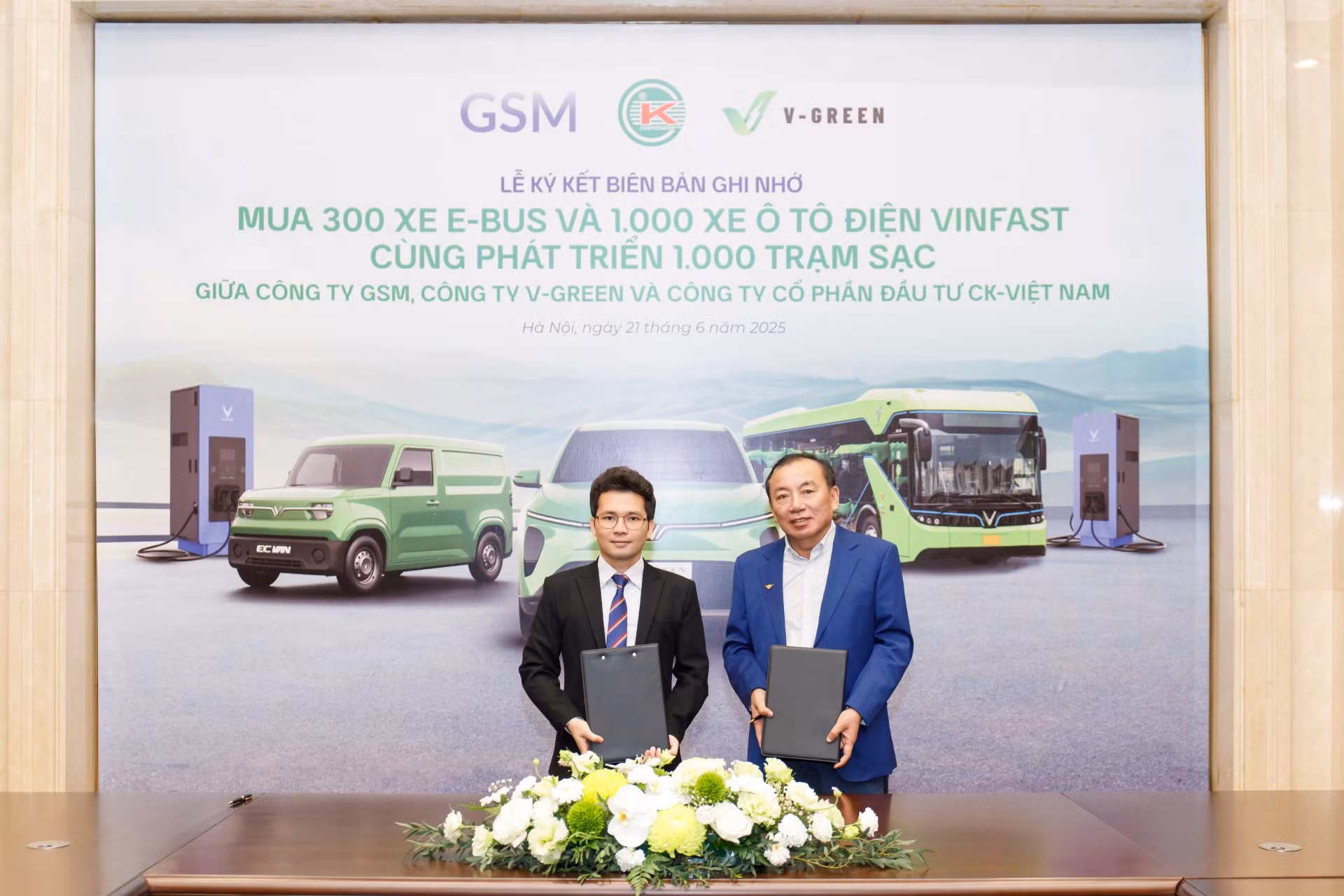 Xanh SM, V-Green và CK Việt Nam hợp tác “điện hóa giao thông” Nghệ An -0