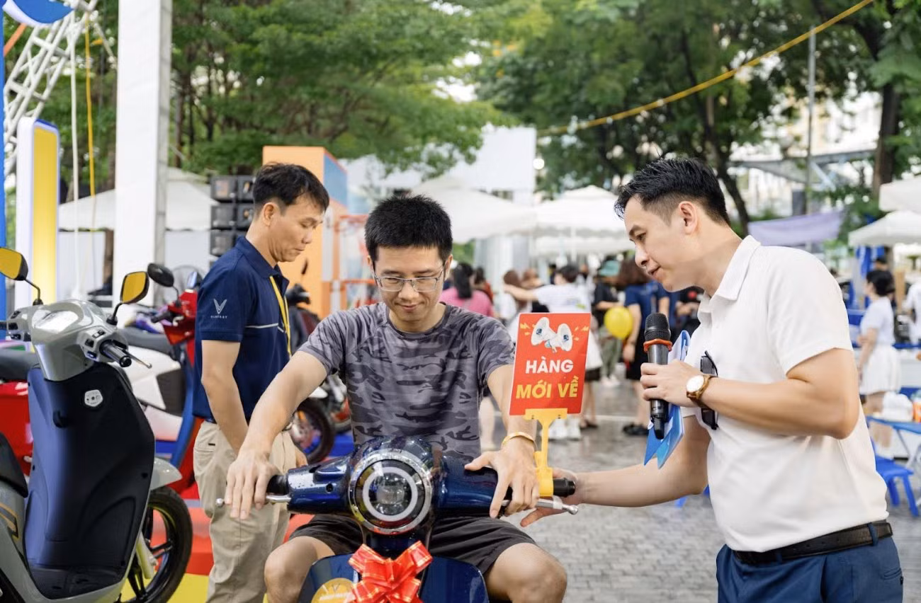 Nhiều tài xế dịch vụ đổi xe điện Vinfast vì thấy quá hời -4