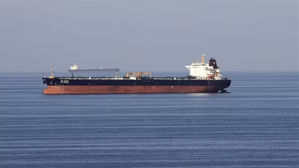 Nghị sĩ Iran cảnh báo khả năng phong tỏa eo biển Hormuz