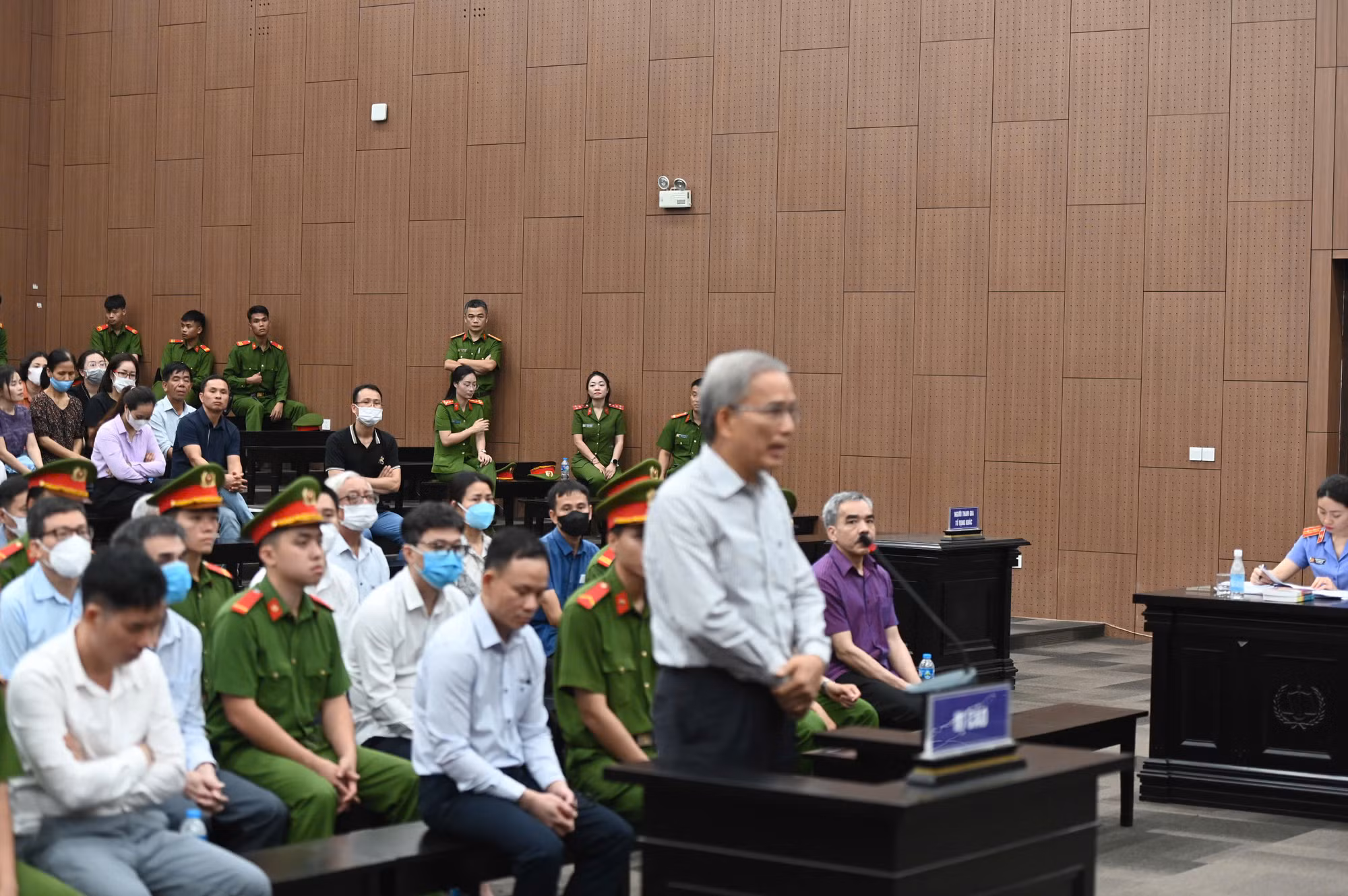 Cựu Bí thư Tỉnh ủy nhận quà 2 tỷ đồng của Nguyễn Văn Hậu có gia đình rất đáng trân trọng -0