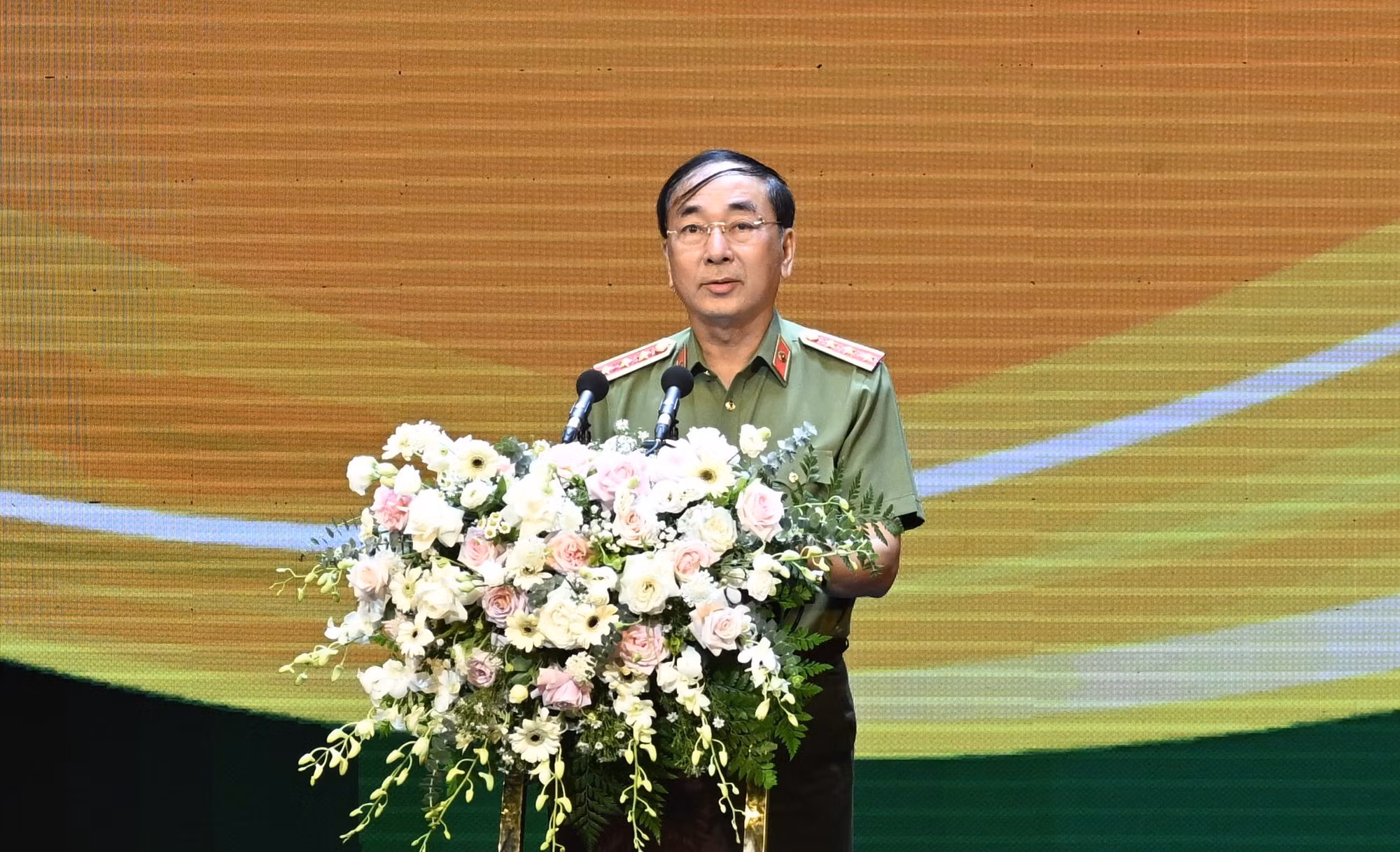 Khai mạc Liên hoan Nghệ thuật sân khấu chuyên nghiệp toàn quốc về “Hình tượng người chiến sĩ CAND