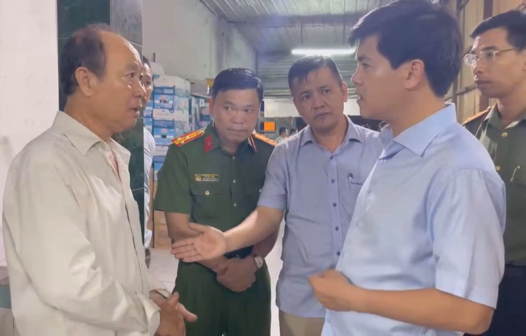 Truy bắt trong đêm đối tượng giết người, cướp tài sản -0