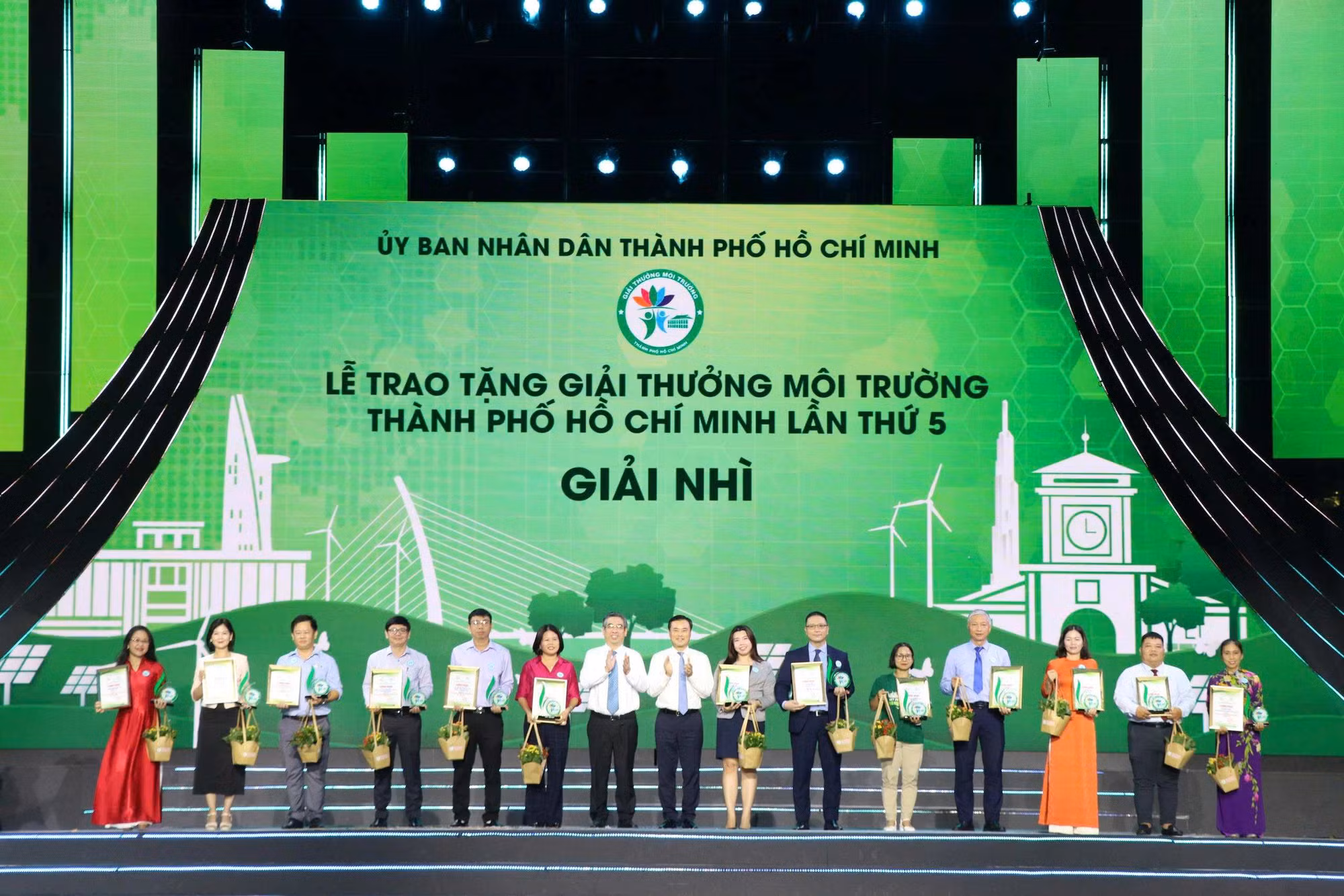 Nhiều hoạt động kỷ niệm 327 năm hình thành và phát triển Sài Gòn - Chợ Lớn - Gia Định - TP Hồ Chí Minh -0