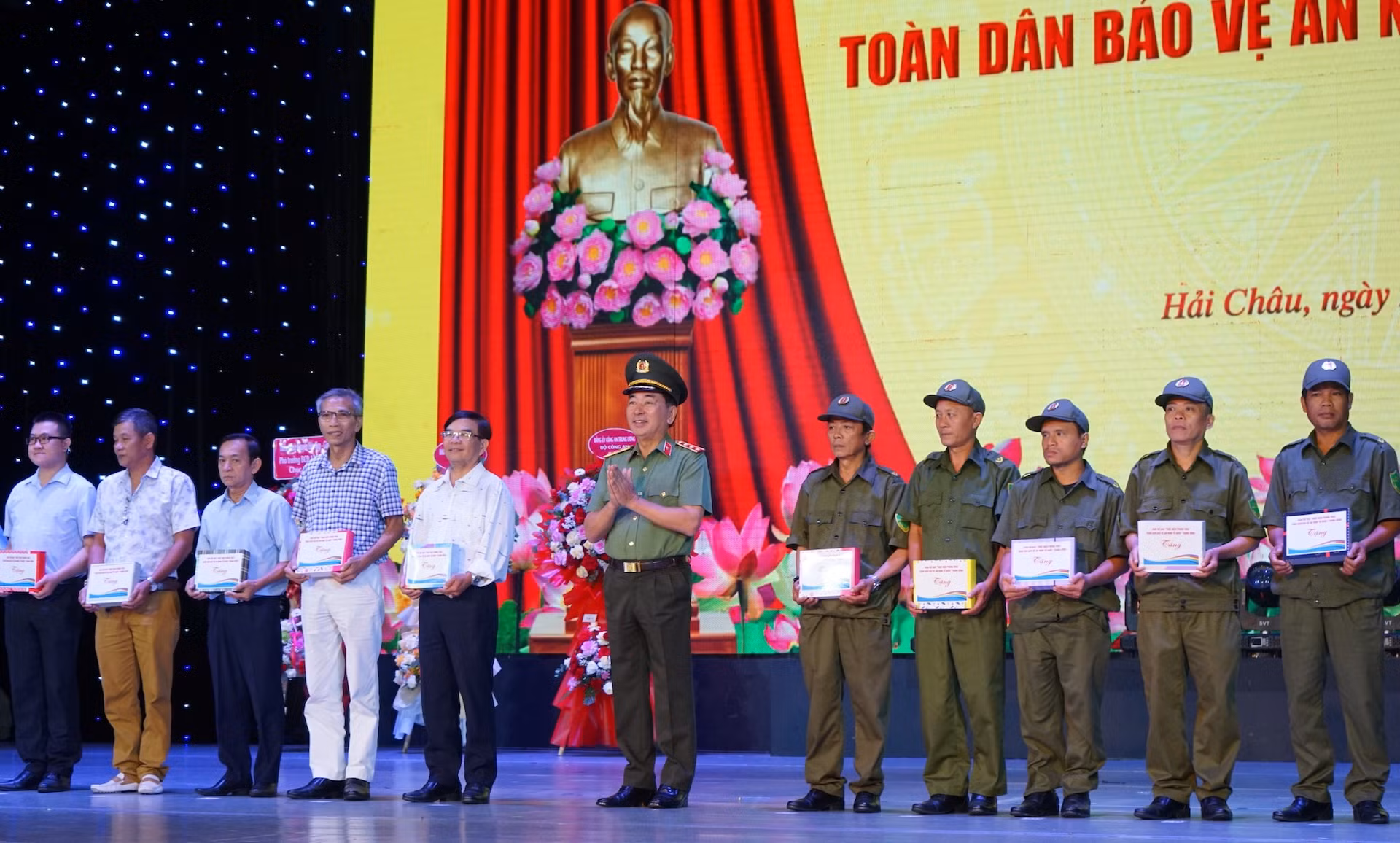 Lan tỏa phong trào TDBVANTQ để xây dựng “Thành phố 4 An” -0