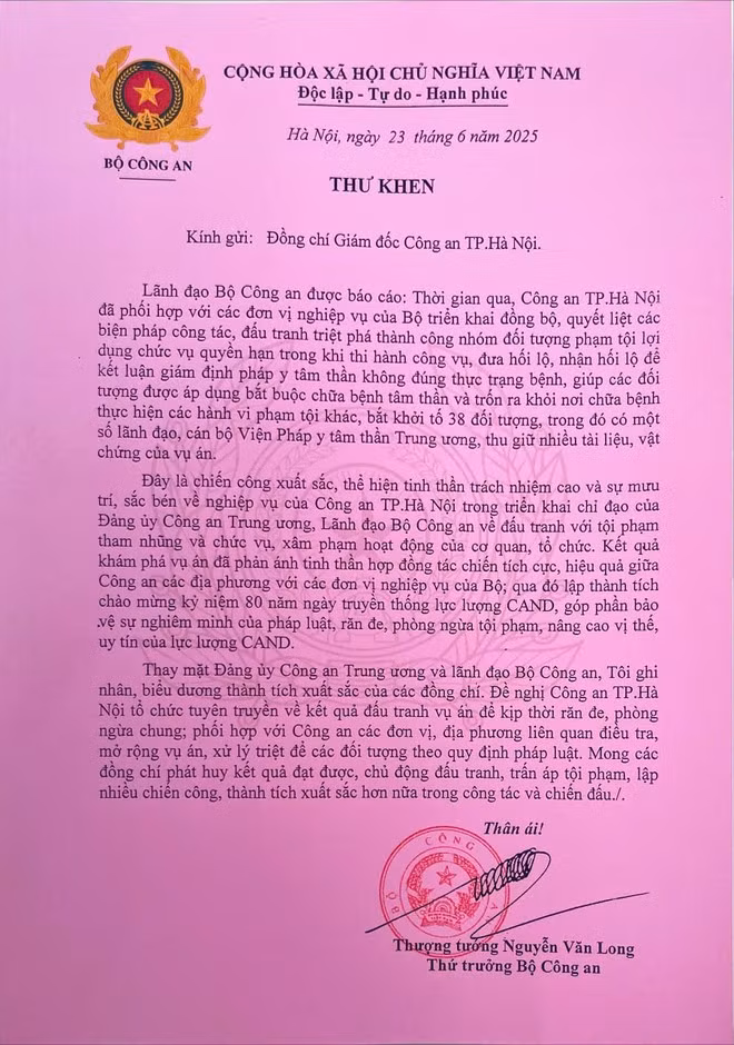 Bí thư Thành ủy Hà Nội, lãnh đạo Bộ Công an và Bộ Tài chính gửi Thư khen Công an thành phố khám phá nhiều chuyên án lớn -0