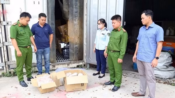 Ngăn chặn thực phẩm bẩn len lỏi vào bữa ăn gia đình