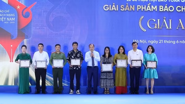 Báo chí cách mạng Việt Nam xứng đáng với niềm tin yêu của Đảng, Nhà nước và nhân dân