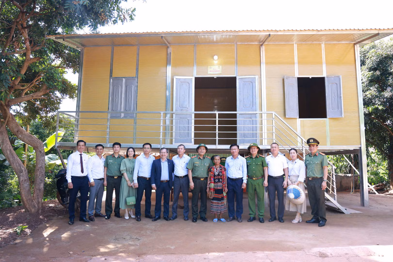 Quyết tâm cao, nỗ lực lớn, hành động khẩn trương xoá nhà tạm, nhà dột nát tại Quảng Trị -0