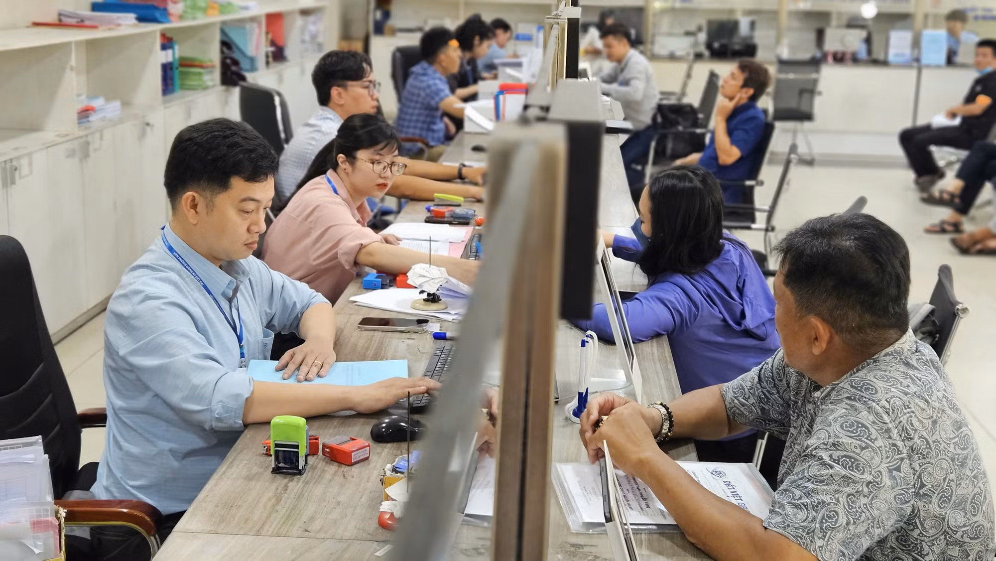 TP Hồ Chí Minh mở chiến dịch 90 ngày đêm ‘cắt giảm thủ tục xác nhận tình trạng hôn nhân’ -0