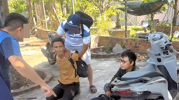 Đêm chơi game ăn tiền ở Quảng Ngãi, ngày đi trộm xe máy ở Đà Nẵng, Bình Định