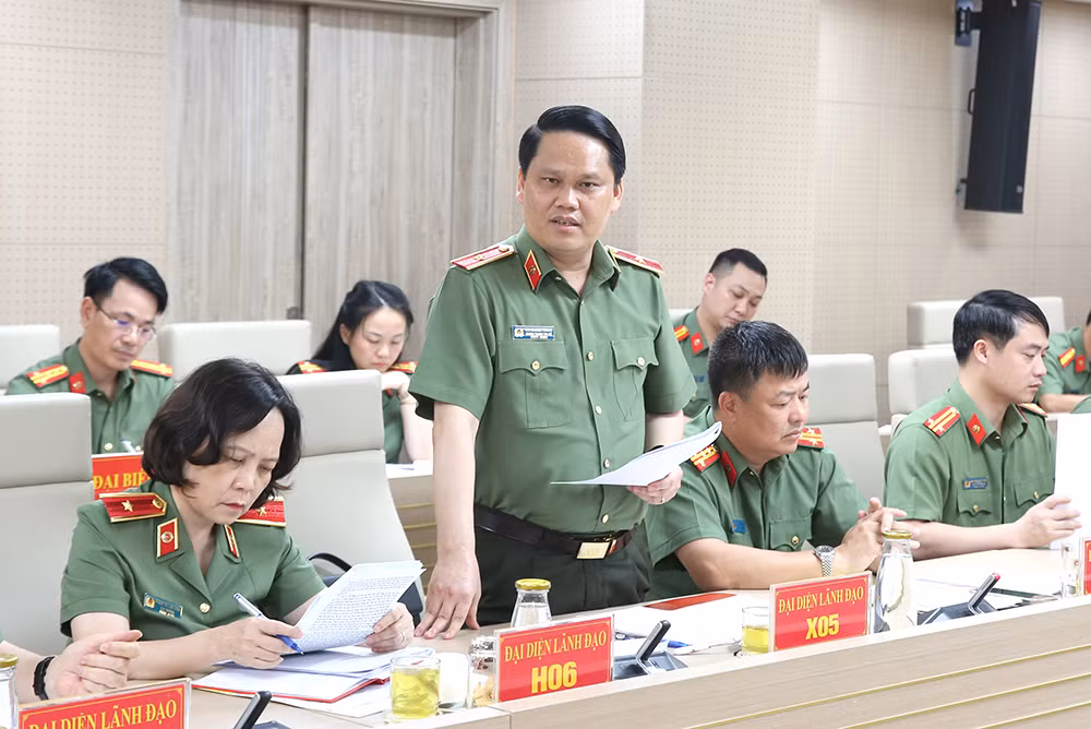 Tiếp tục nâng cao chất lượng công tác tham mưu trong CAND -1