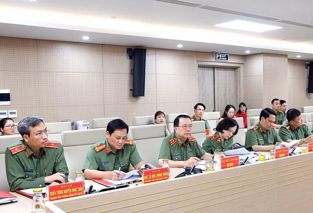 Tiếp tục nâng cao chất lượng công tác tham mưu trong CAND -1