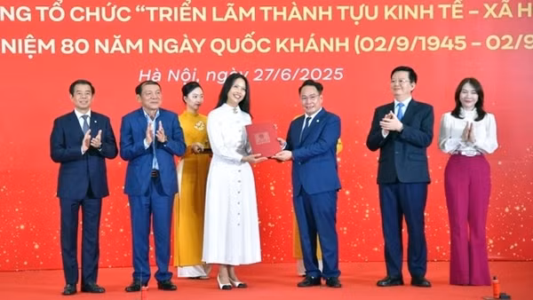 Bàn giao mặt bằng cho triển lãm thành tựu kinh tế - xã hội kỷ niệm 80 năm Quốc khánh