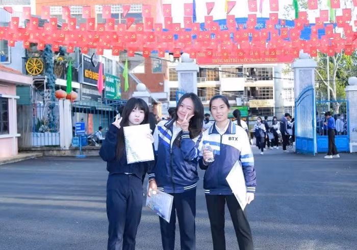 Gần 25.500 thí sinh Lâm Đồng và Đắk Nông tham dự kỳ thi tốt nghiệp THPT -0