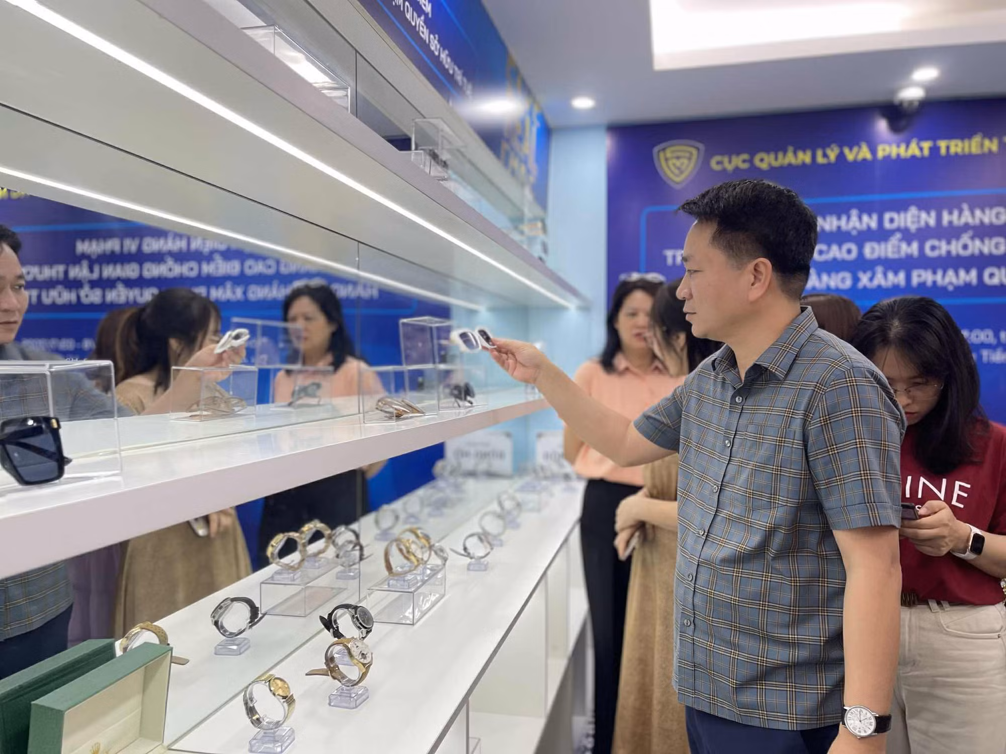 Nhận diện hàng vi phạm trong Tháng cao điểm chống hàng giả, hàng xâm phạm quyền sở hữu trí tuệ -0