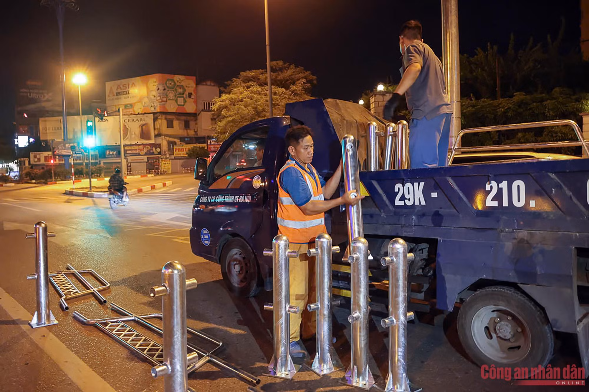 Phân làn giao thông: Kỳ vọng giải pháp căn cơ ngăn thói xấu ảnh 3 Phân làn giao thông: Giải pháp căn cơ ngăn thói xấu giao thông ở Hà Nội -0