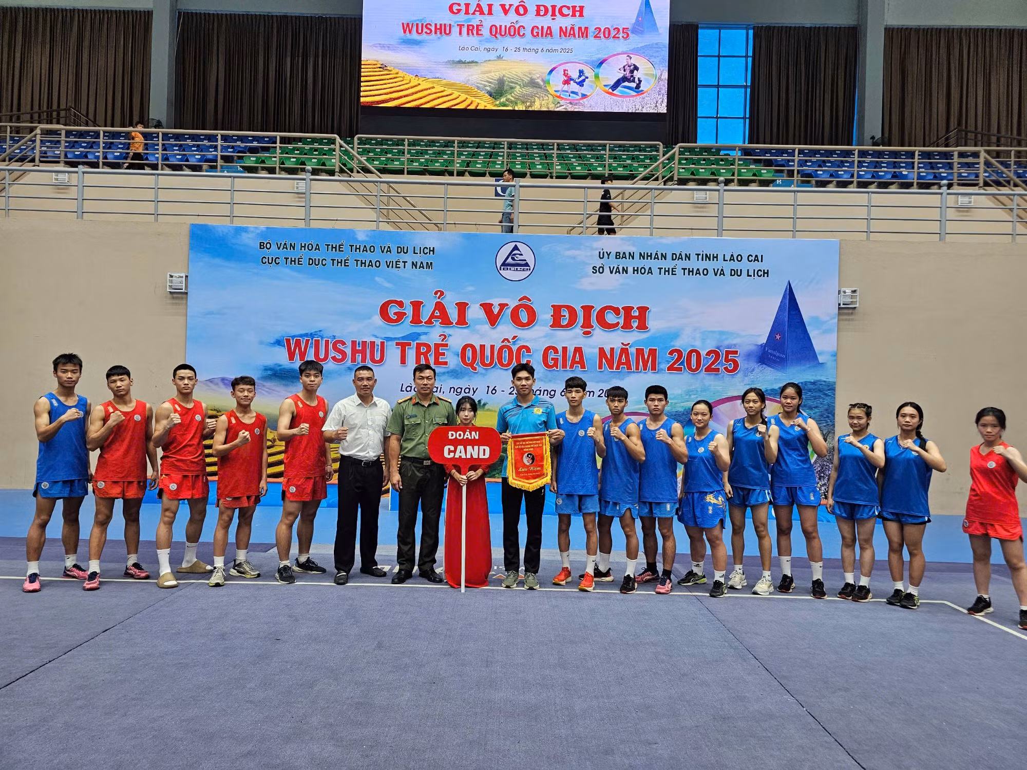 Đội tuyển Wushu Công an nhân dân đứng thứ 3 toàn đoàn nội dung Tán thủ trong giải vô địch Wushu trẻ quốc gia năm 2025 -0