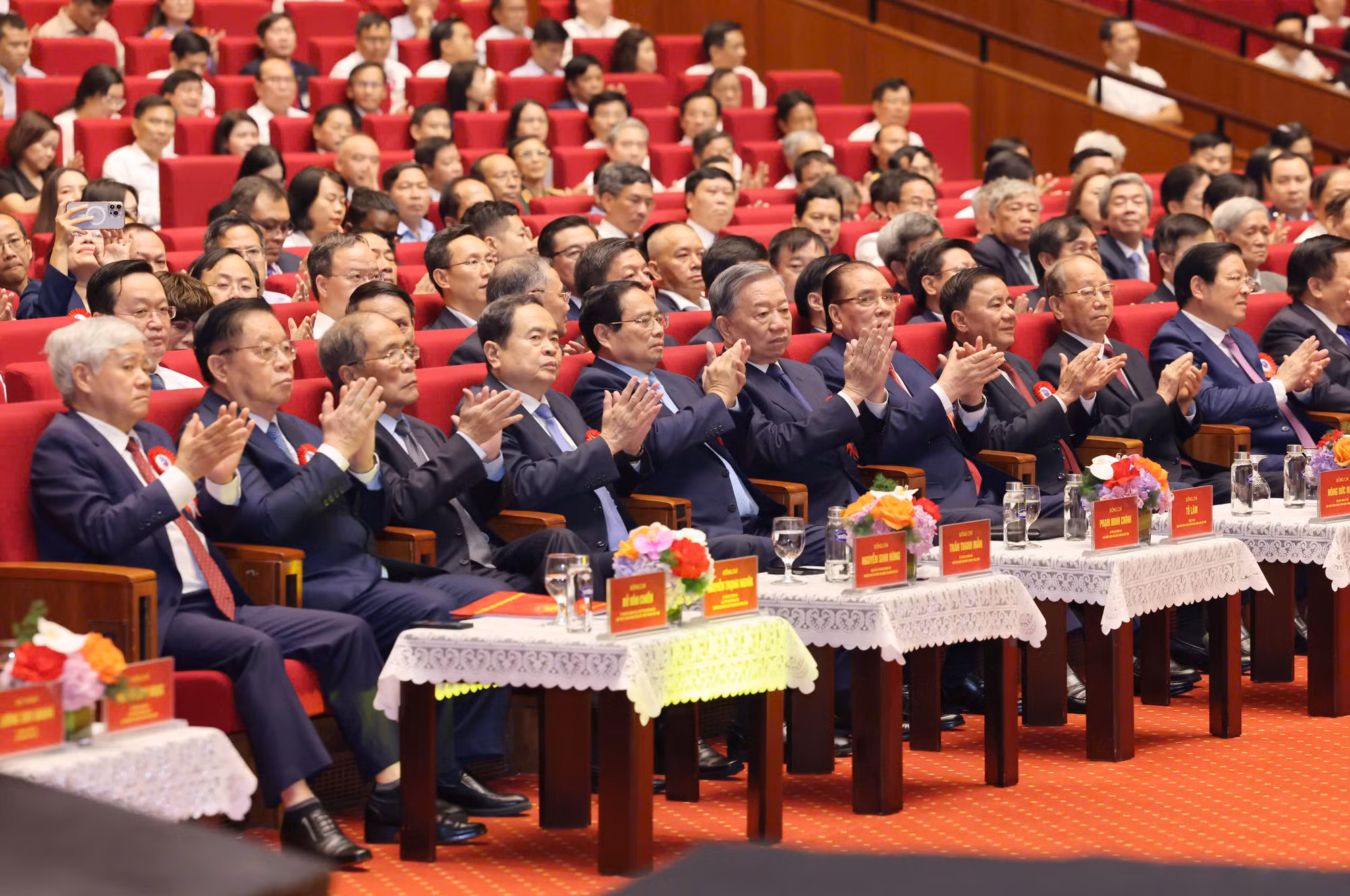 Tổng Bí thư dự Lễ kỷ niệm trọng thể 100 năm ngày báo chí cách mạng Việt Nam -0