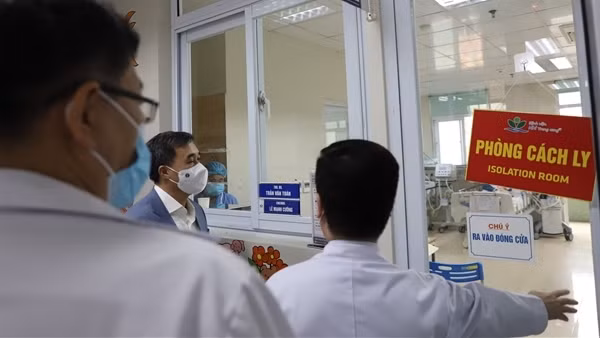 Hạn chế người thăm bệnh để phòng chống lây nhiễm sởi