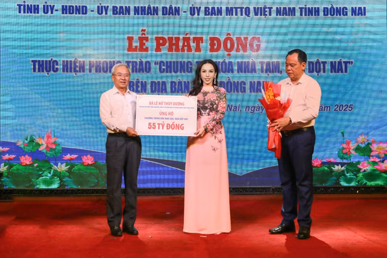 Bà Lê Nữ Thùy Dương ủng hộ 55 tỷ đồng cho chương trình xóa nhà tạm, nhà dột nát tỉnh Đồng Nai -0