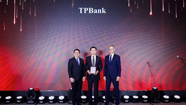Hệ sinh thái số dành cho doanh nghiệp của TPBank liên tục được vinh danh