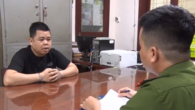 Triệt phá đường dây liên tỉnh thuê ô tô tự lái rồi đem bán -0