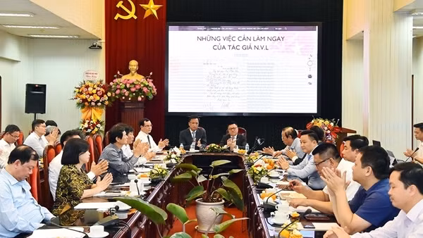 Tổng Bí thư Nguyễn Văn Linh - người mở đường và có công lớn trong công cuộc đổi mới đất nước