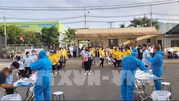 Bình Dương xuất hiện chùm ca mắc COVID-19