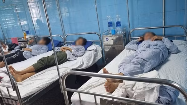Bắt cóc làm thịt ăn, 3 người bị ngộ độc nguy kịch