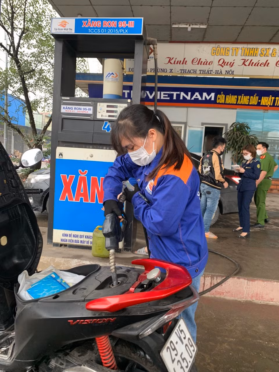 Chuyển vụ việc kinh doanh xăng dầu có dấu hiệu về tội lừa dối người tiêu dùng thu lợi bất chính sang Công an -0