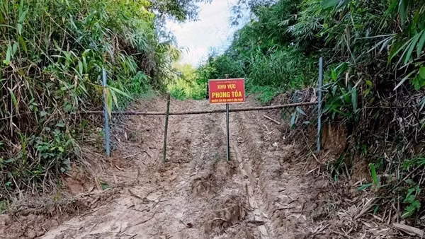 3 người chết ngạt trong hầm khai thác vàng lậu