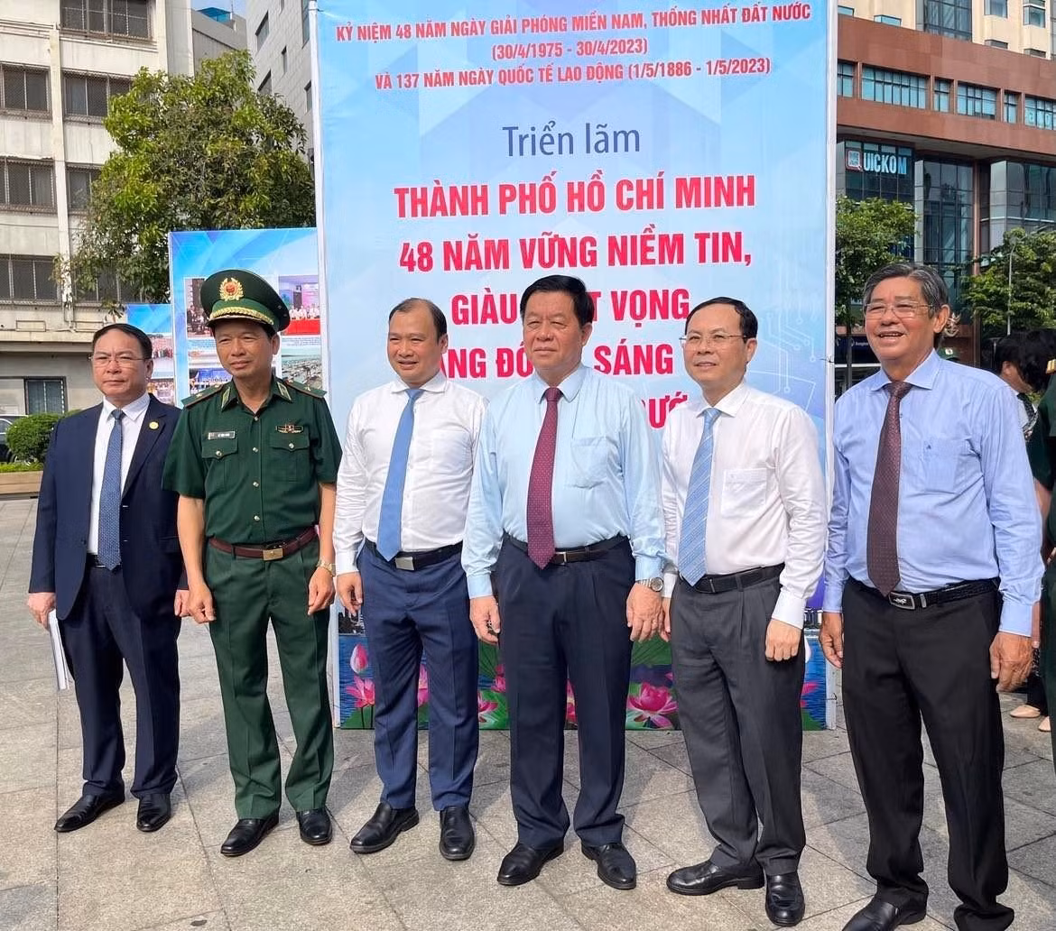 “Tự hào một dải biên cương” với những hình ảnh giàu cảm xúc -0