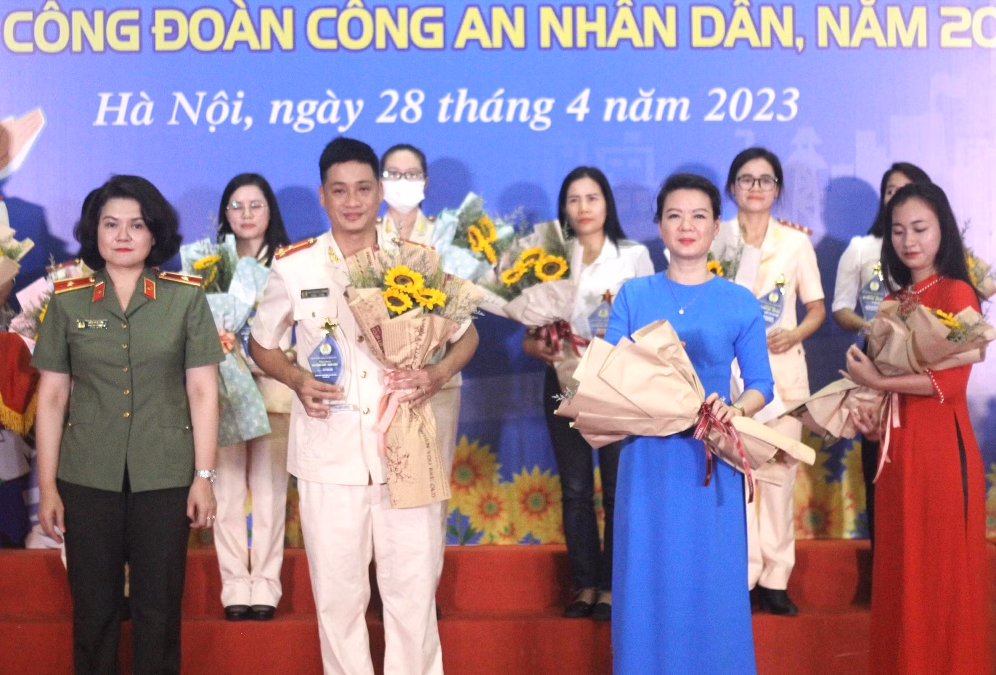 Nhiều hoạt động ý nghĩa hưởng ứng Tháng Công nhân 2023 và “Ngày hội cảm ơn người lao động” trong CAND -0