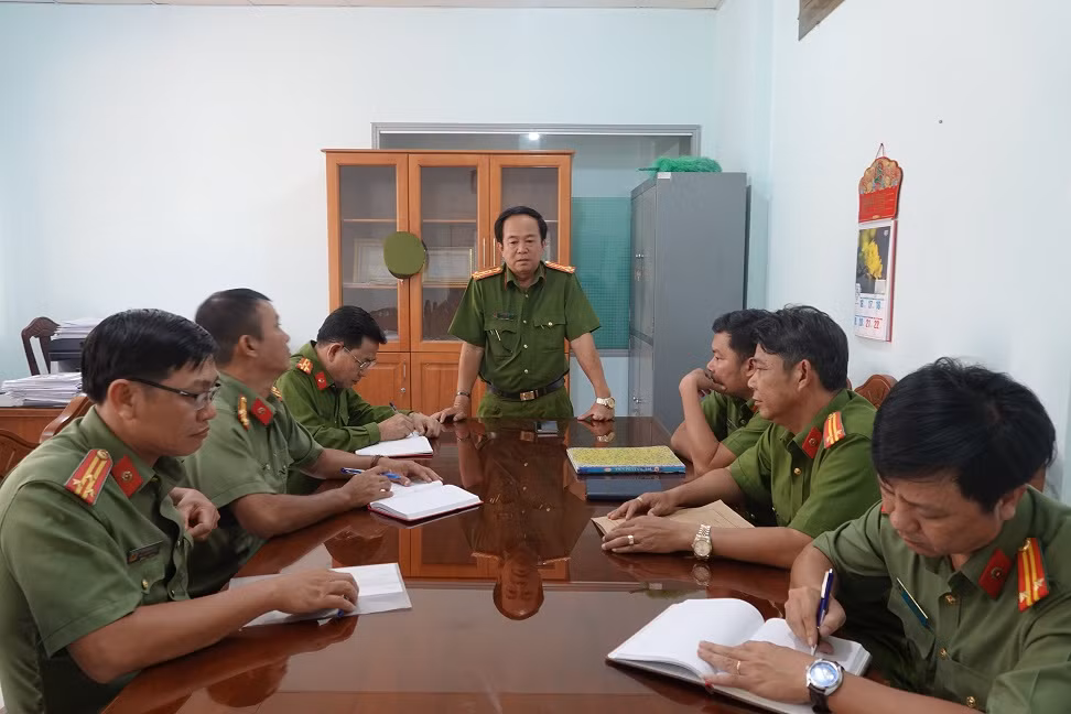 Khẩn trương điều tra, truy tố các đối tượng đua xe trái phép và chống người thi hành công vụ -0