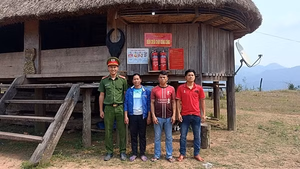 Hiệu quả mô hình tổ liên gia và điểm chữa cháy công cộng tại vùng biên giới Tây Giang