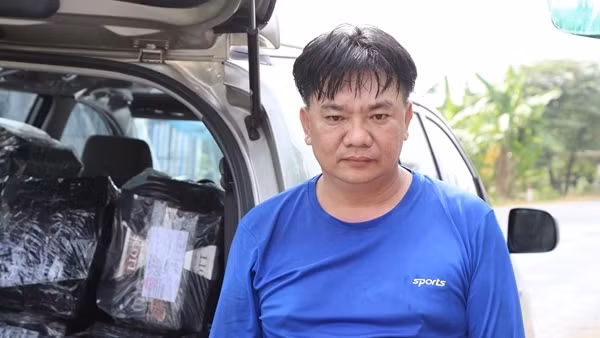Vận chuyển 12.000 bao thuốc lậu từ Long An về Sóc Trăng tiêu thụ