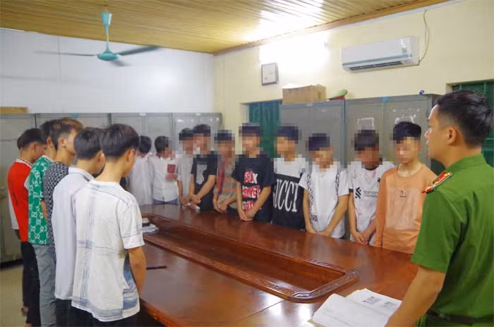 Bắt giữ nhóm đối tượng gây rối trật tự công cộng -0