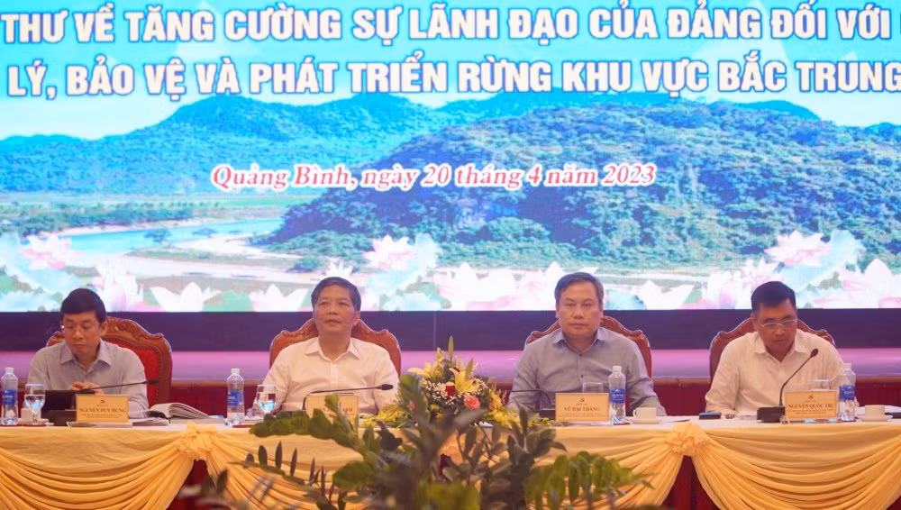 Tăng cường sự lãnh đạo của Đảng đối với công tác, bảo vệ và phát triển rừng -0