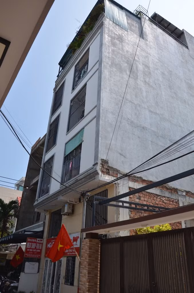 Tự ý “hoán đổi” công trình xây dựng nhà ở thành “chùm căn hộ” để mua bán trái phép trục lợi -0
