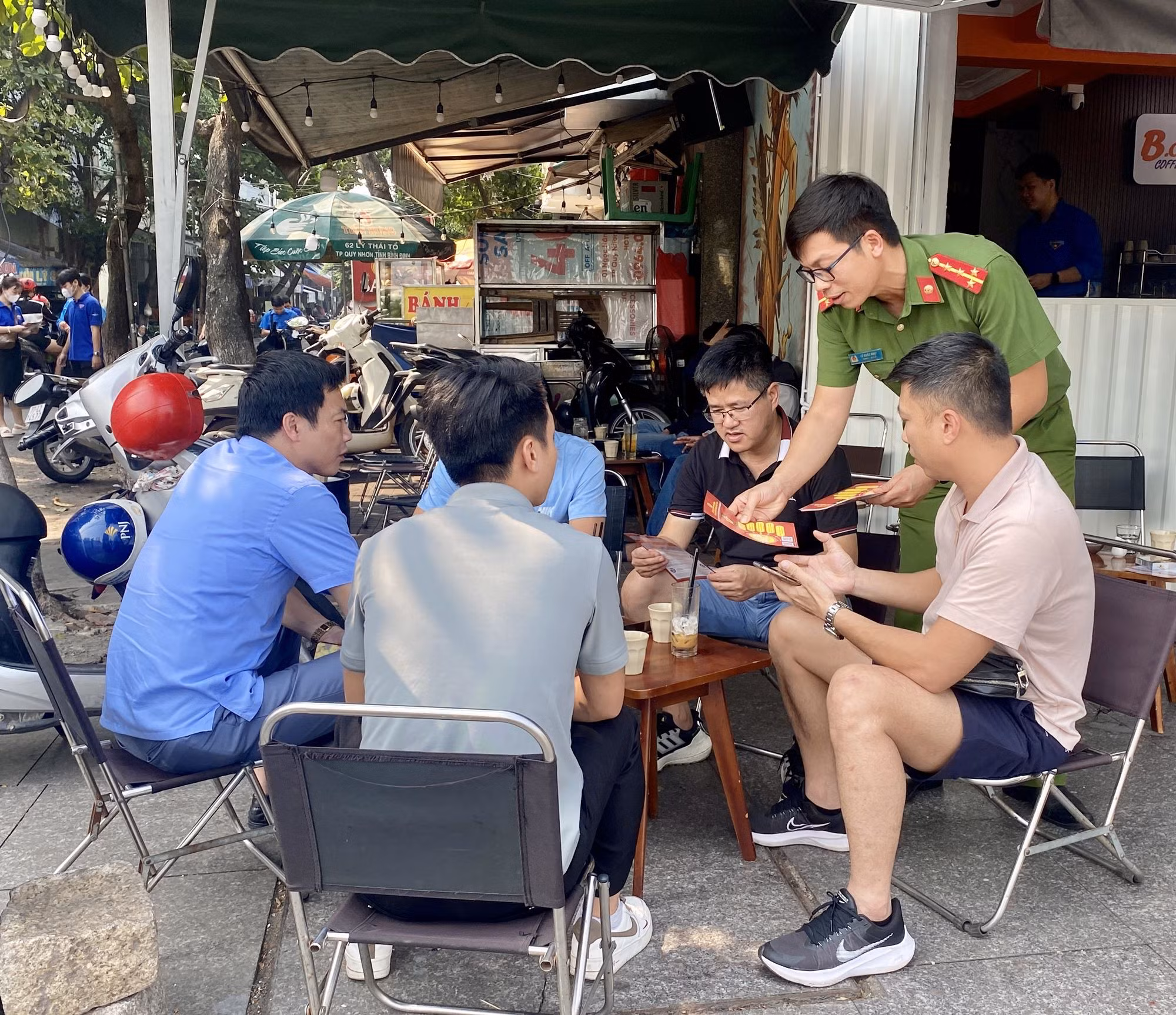 Bình Định đẩy nhanh tiến độ cấp căn cước công dân và tài khoản định danh điện tử -0