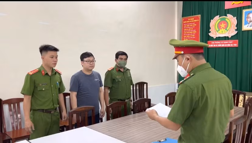 Tiếp tục khởi tố 4 đối tượng về tội “Nhận hối lộ” trong việc đăng kiểm phương tiện đường thủy -0
