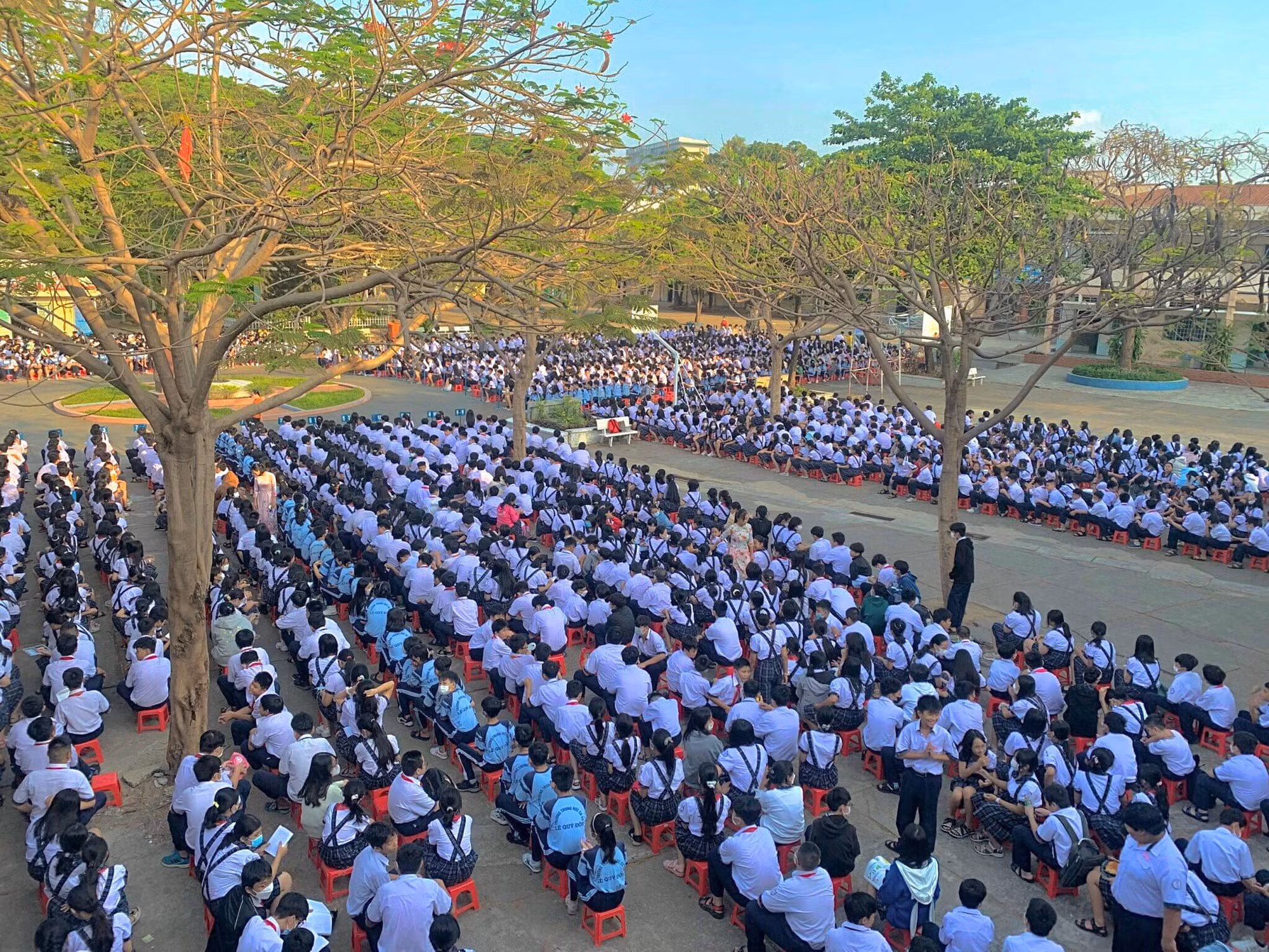 TP Hồ Chí Minh công bố chỉ tiêu vào lớp 10 công lập năm 2023 -0