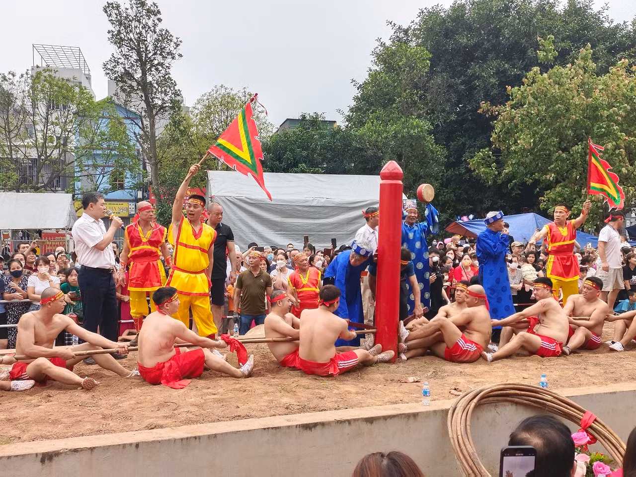 Tưng bừng “Kéo co ngồi” - Di sản văn hóa phi vật thể đại diện nhân loại -0