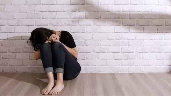 Một nam giáo viên bị tố quan hệ tình dục với nữ sinh lớp 5