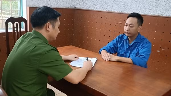 Trưởng phòng lập hợp đồng giả chiếm đoạt hơn 7,5 tỷ đồng