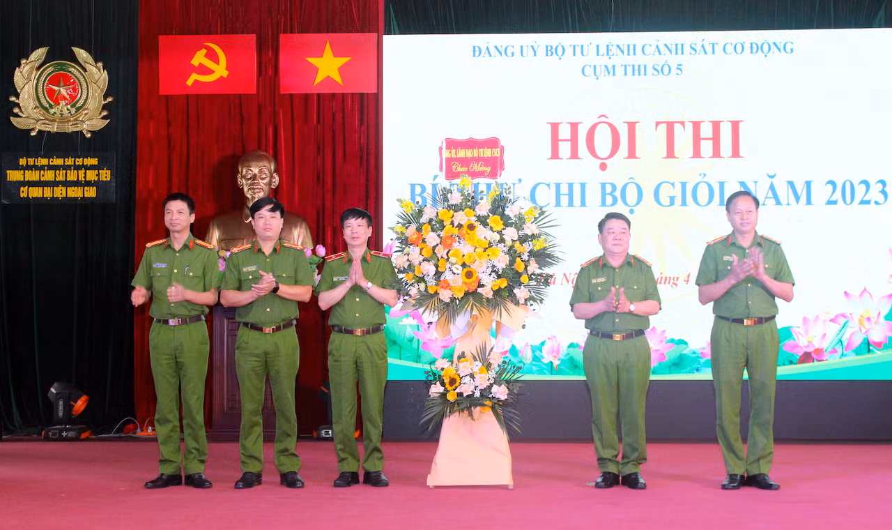 Sinh động, hấp dẫn Hội thi Bí thư Chi bộ giỏi trong Cụm thi đua số 5 Bộ Tư lệnh Cảnh sát cơ động -0